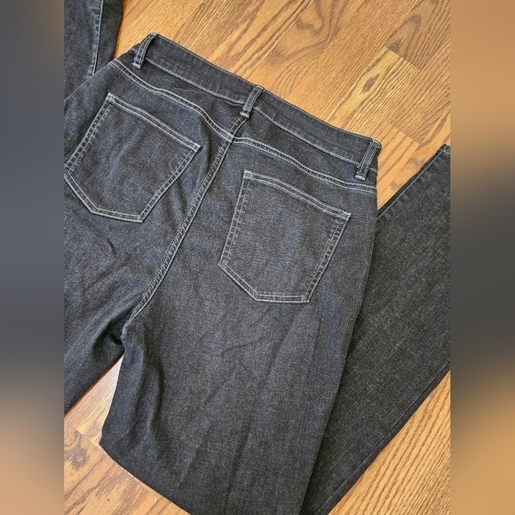 EILEEN FISHER Charcoal Organic Denim Straight Leg High Rise Jeans - Picture 7 of 7